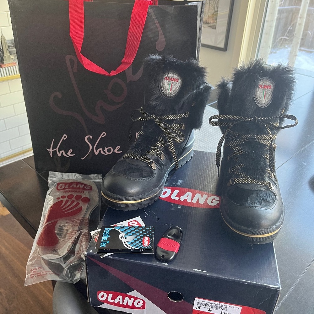 Olang Ginger fur boots